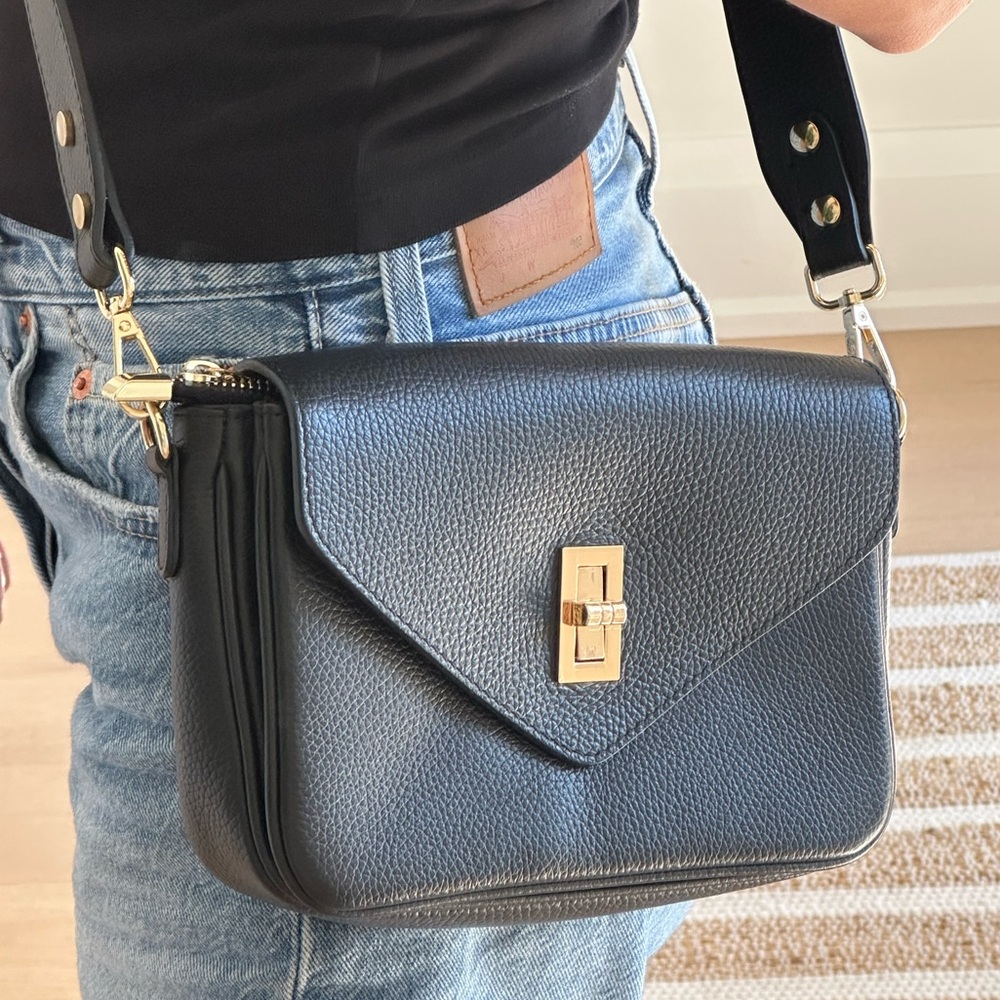 Black leather Crossbody Bag